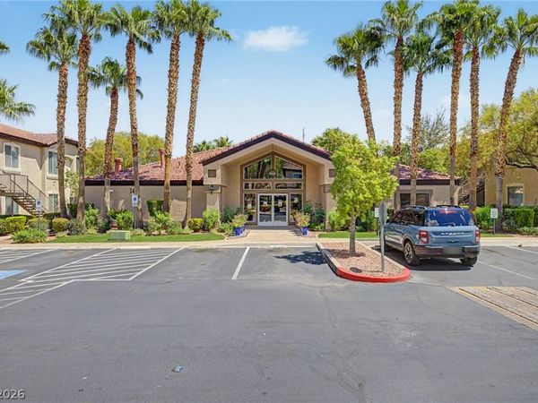 3541 Desert Cliff Street , Unit 103, Las Vegas, NV 89129