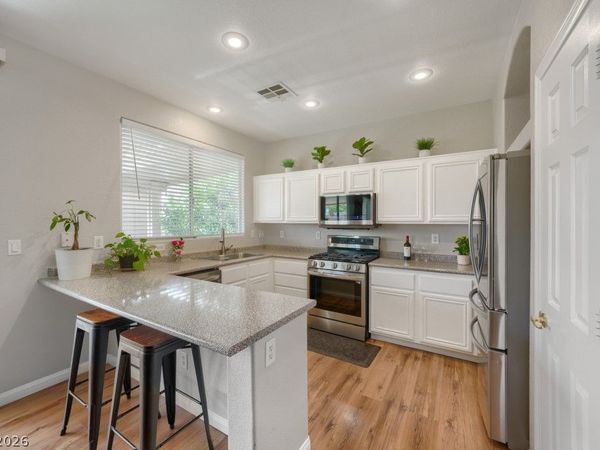 8447 Montefino Court, Las Vegas, NV 89117