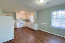 109 Red Cedar Drive photo 4