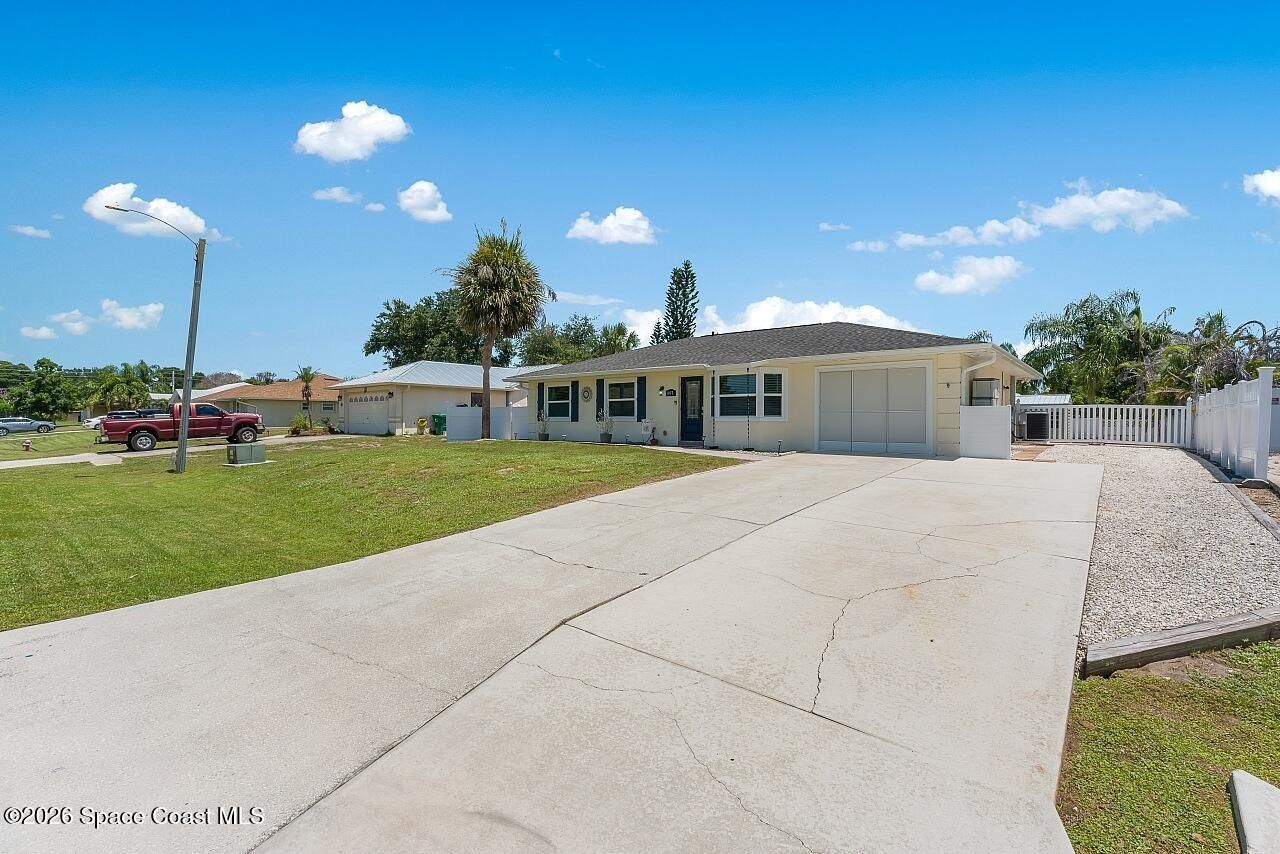867 Clearmont Street , Sebastian, FL 32958 Photo
