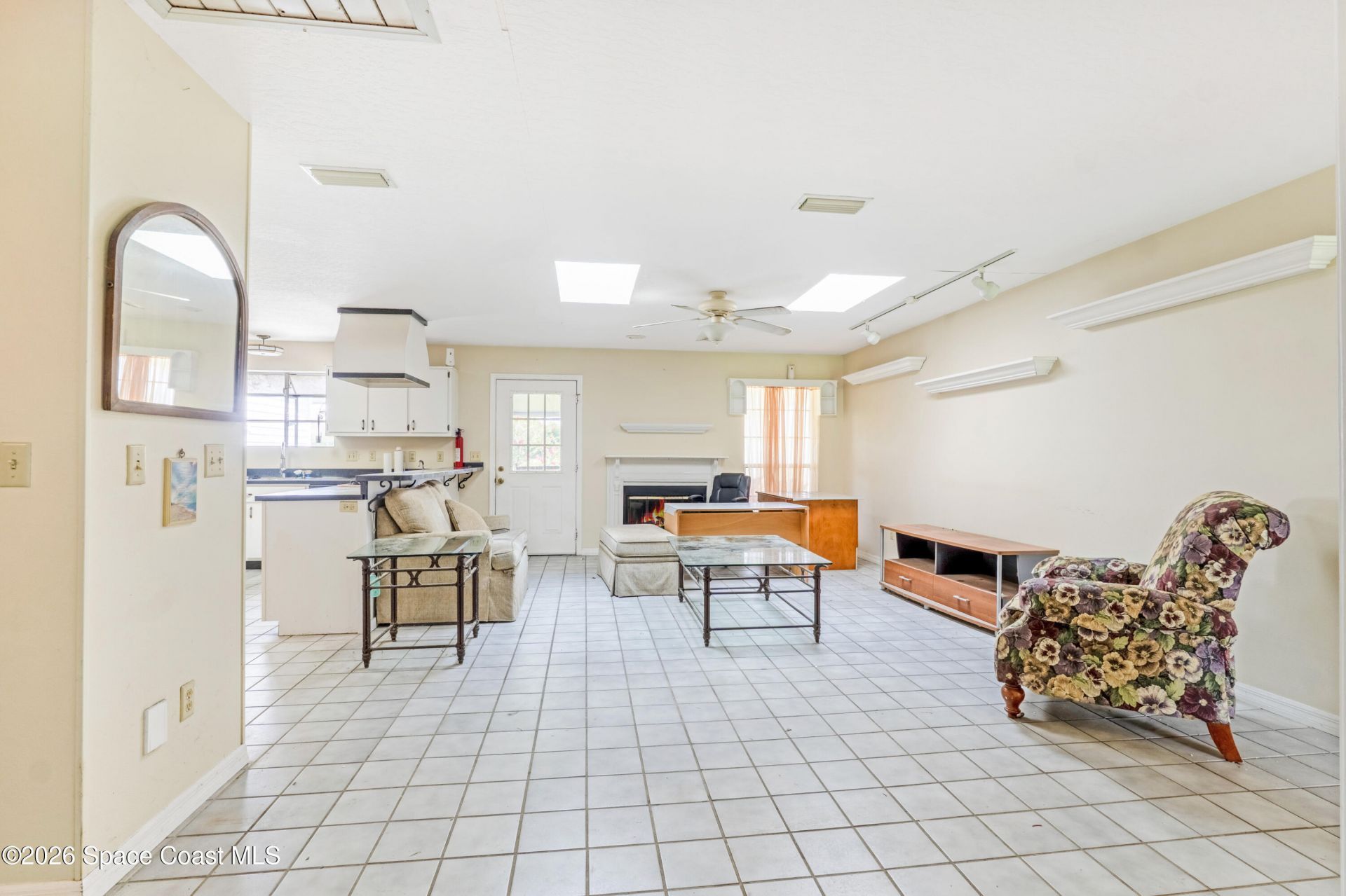 4255 Dixie Way , Mims, FL 32754 Photo