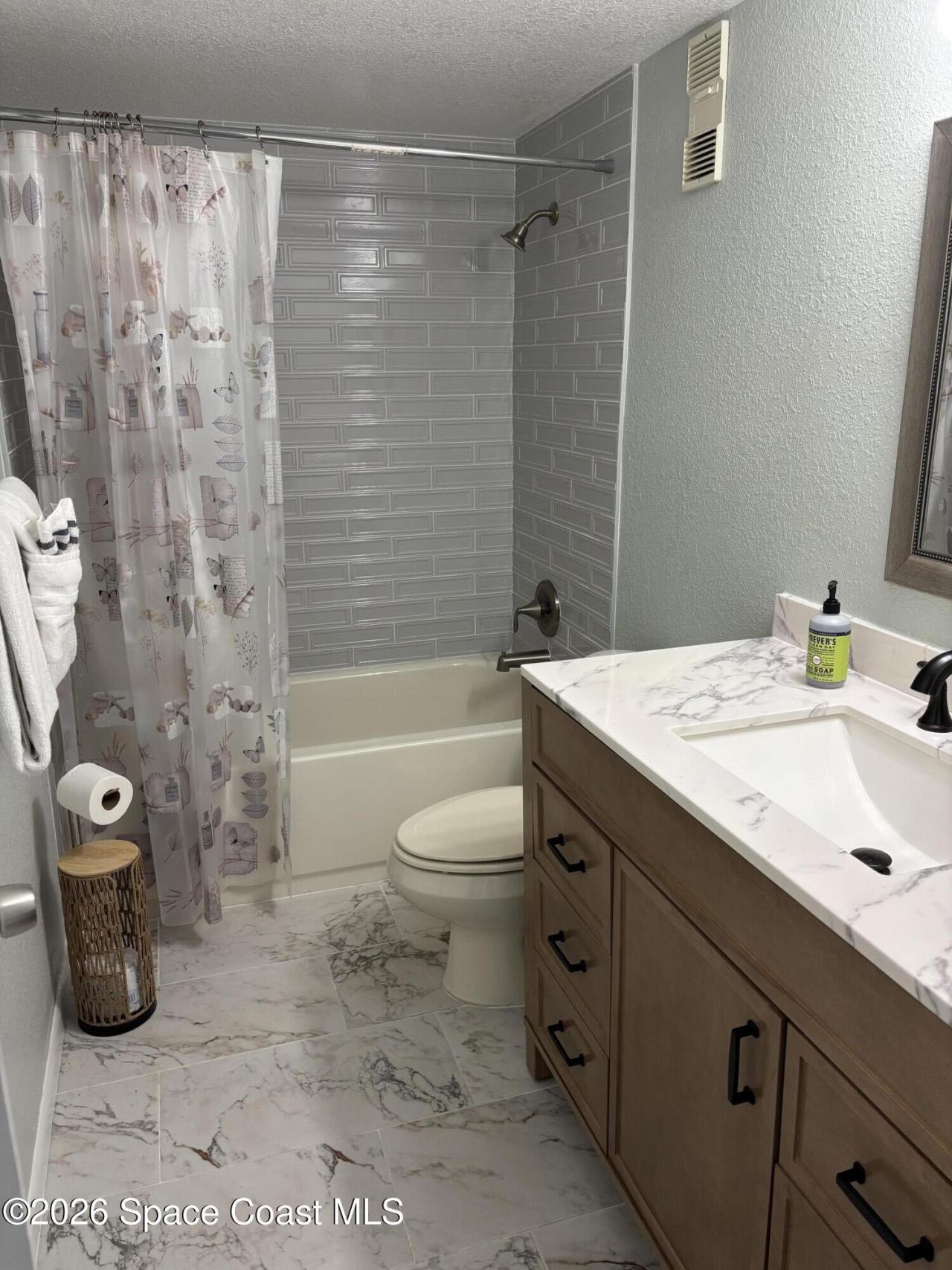 7520 Ridgewood Avenue , Unit 208, Cape Canaveral, FL 32920 Photo