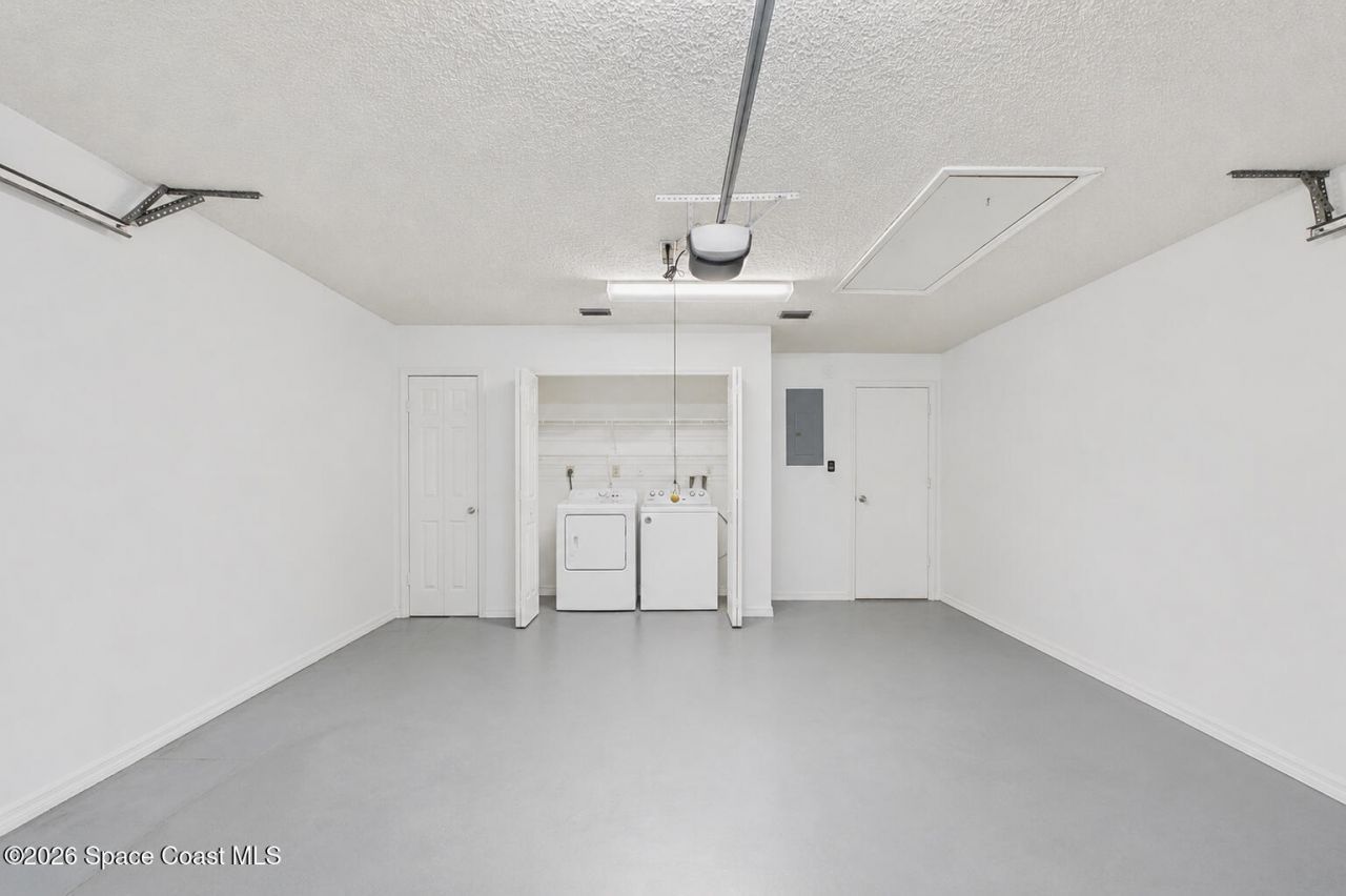 2800 Saint James Lane , Melbourne, FL 32935 Photo