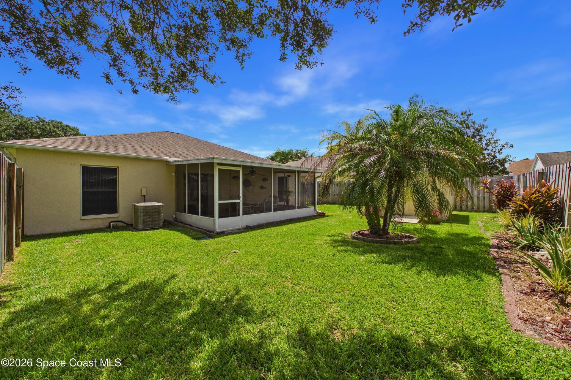 2800 Saint James Lane , Melbourne, FL 32935 Photo