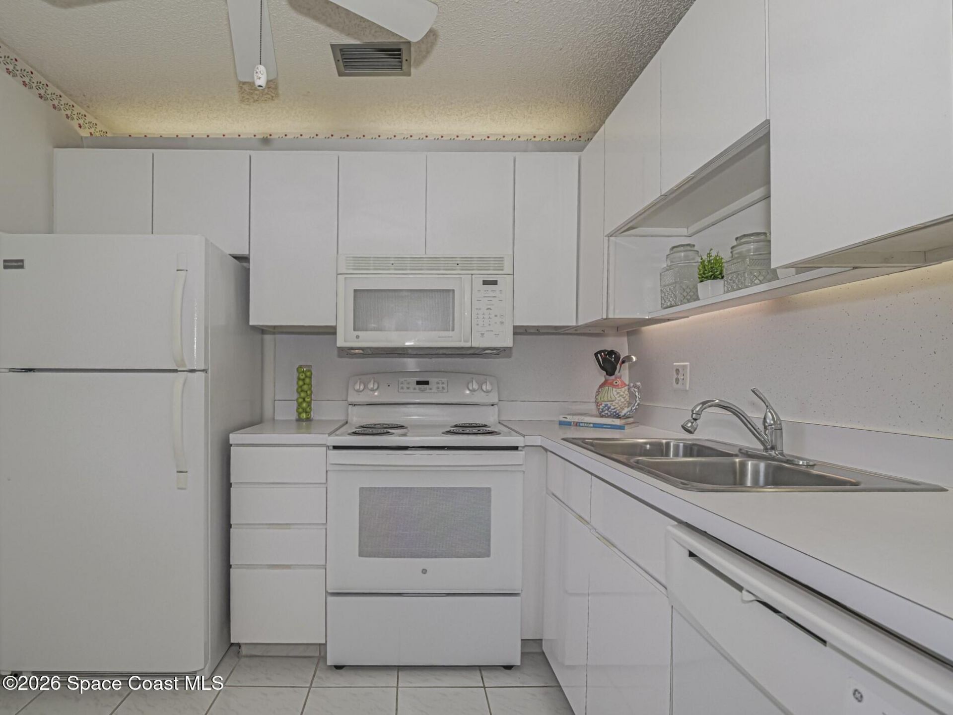 50 Woodland Drive , Unit 202, Vero Beach, FL 32962 Photo