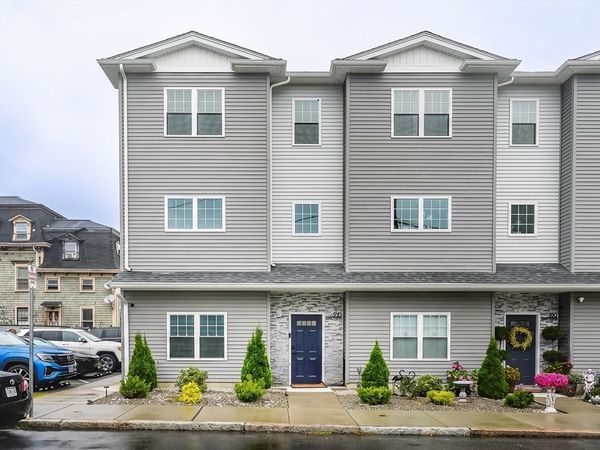 550 Spring St, Unit 1, Fall River, MA 02721