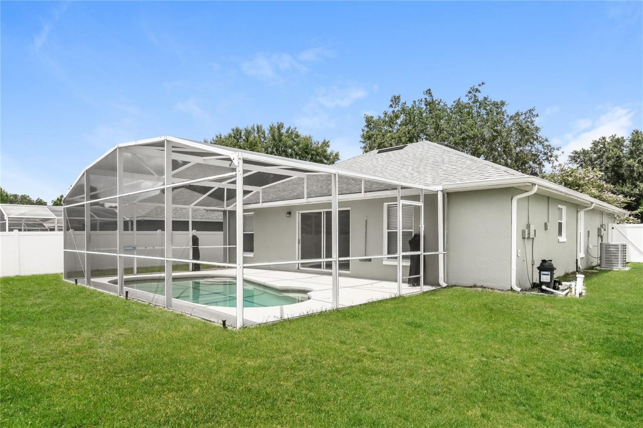 348 Walpole Loop , Davenport, FL 33897 Photo
