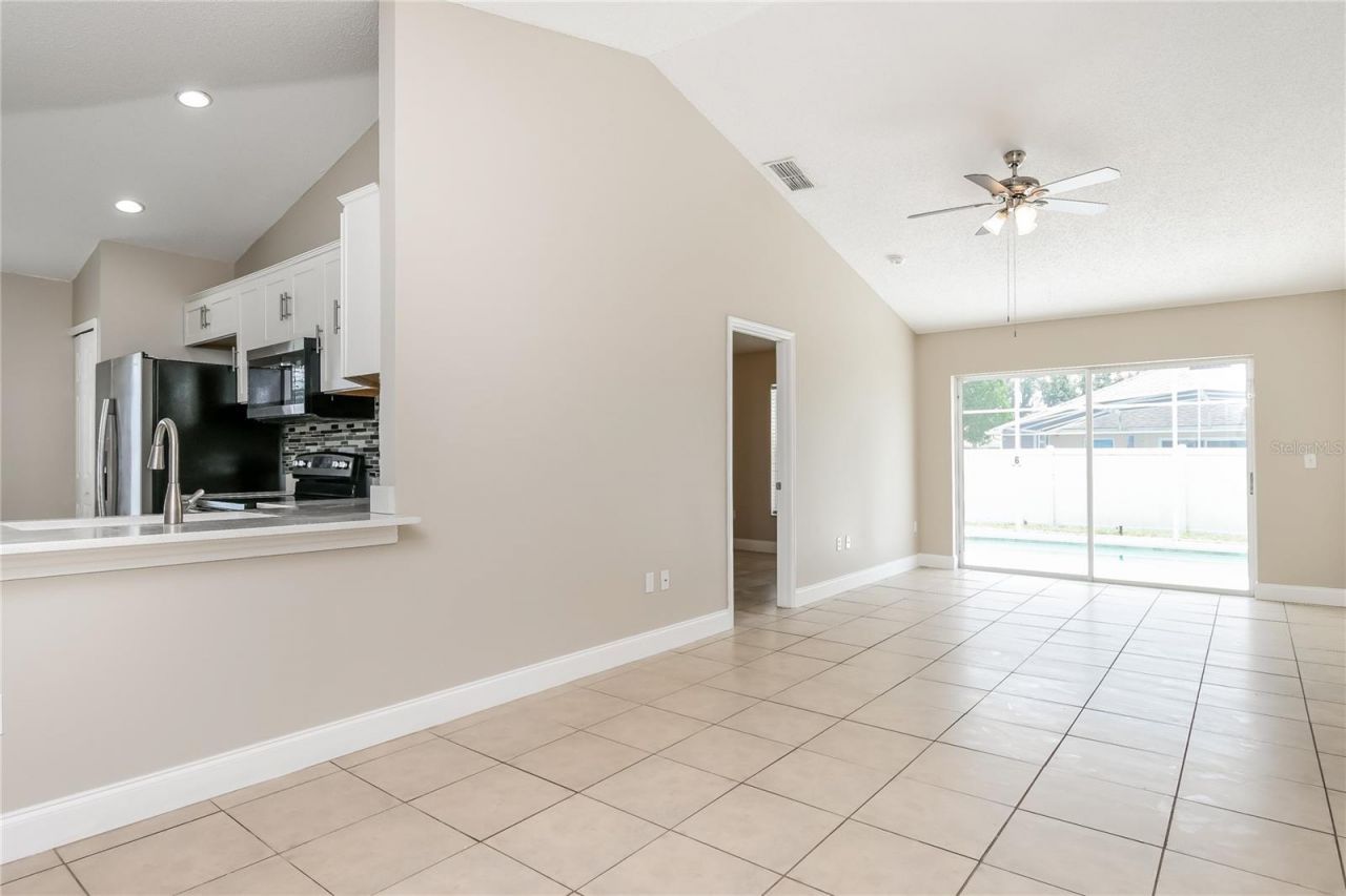 348 Walpole Loop , Davenport, FL 33897 Photo
