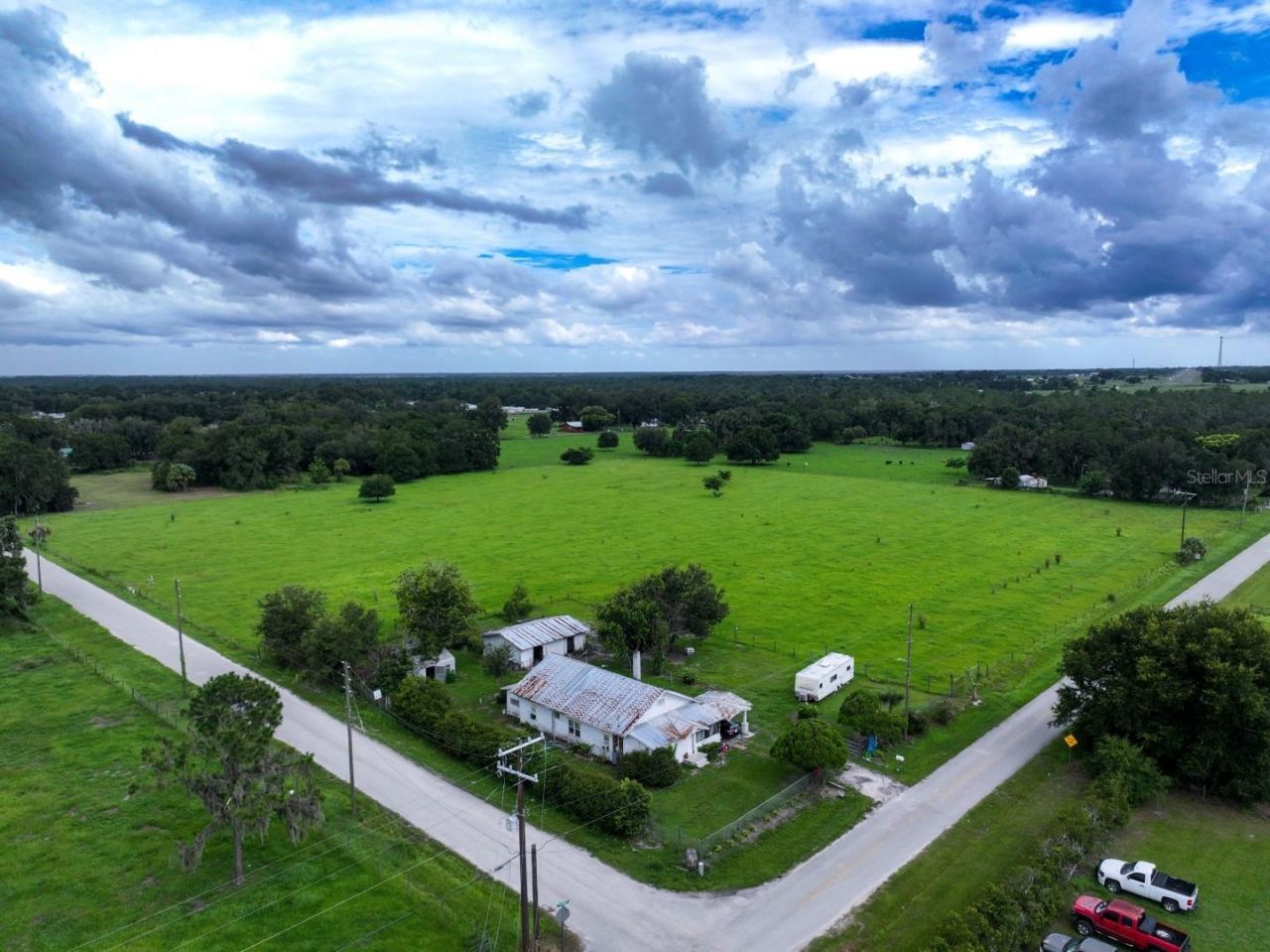 3984 Dixiana Drive , Bowling Green, FL 33834 Photo