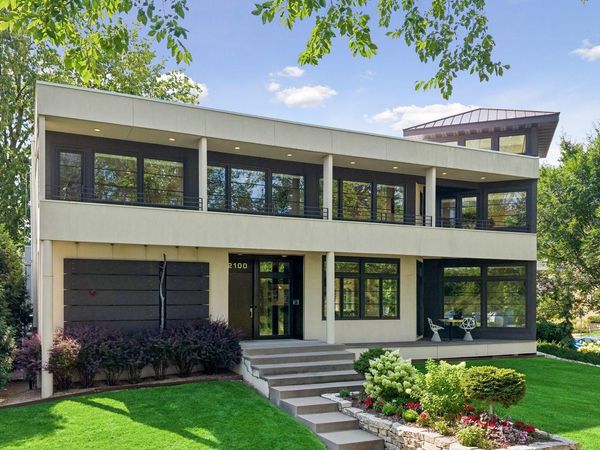 2100 W Lake Of The Isles Parkway , Minneapolis, MN 55405