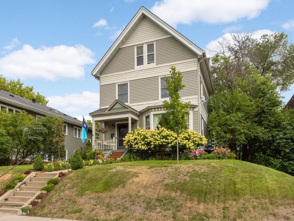993 Fairmount Avenue, Saint Paul, MN 55105