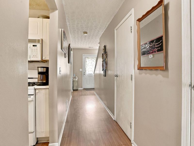 4649 Hobson Drive , Unit 12C, Columbus, OH 43228 Photo 3