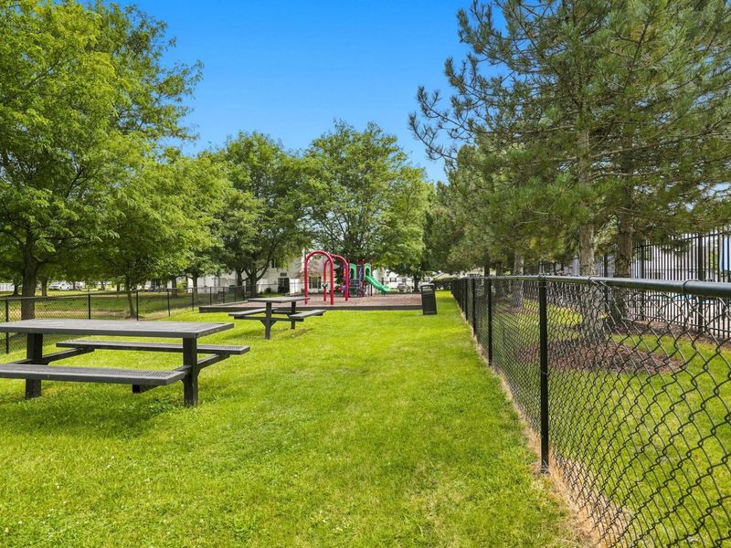 4649 Hobson Drive , Unit 12C, Columbus, OH 43228 Photo 31