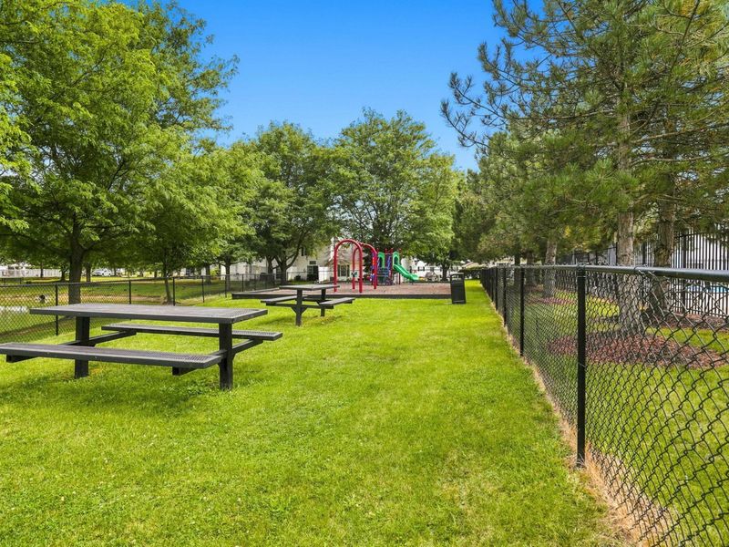 4649 Hobson Drive , Unit 12C, Columbus, OH 43228 Photo 32