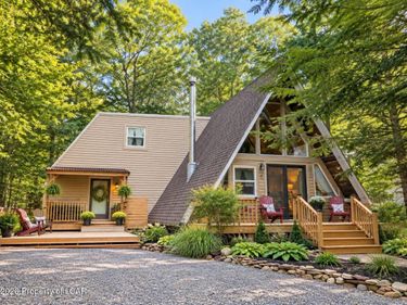 108 Lisa Lake Court, Drums, PA 18222