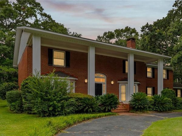 5325 Oak Bend Court, Mobile, AL 36609
