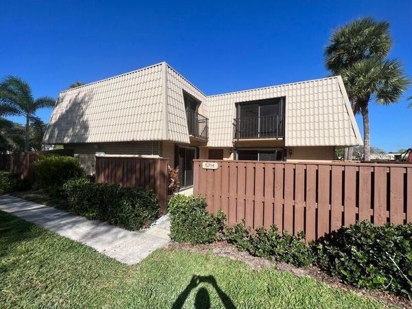5714 57TH Way, West Palm Beach, FL 33409