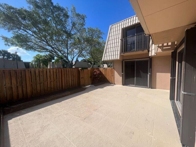 5714 57th Way, West Palm Beach, FL 33409 Photo
