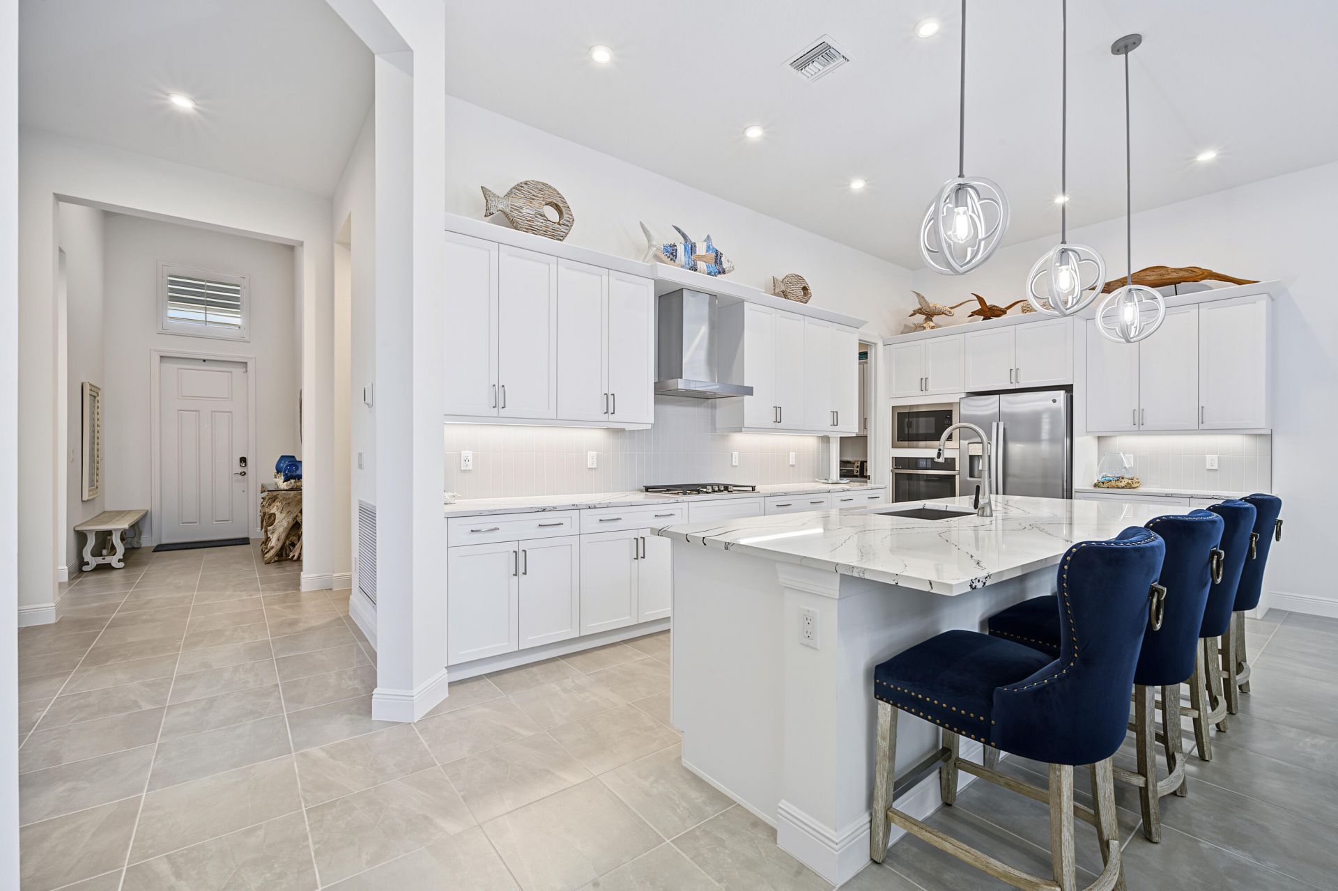 2165 SE Mosaic Boulevard, Port Saint Lucie, FL 34984 Photo