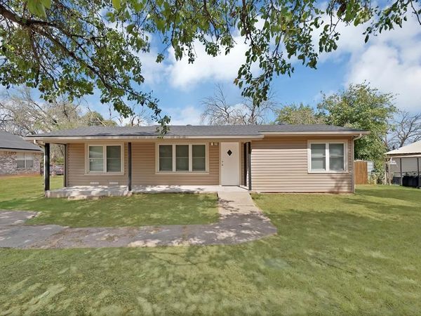 116 Westline Road, Azle, TX 76020