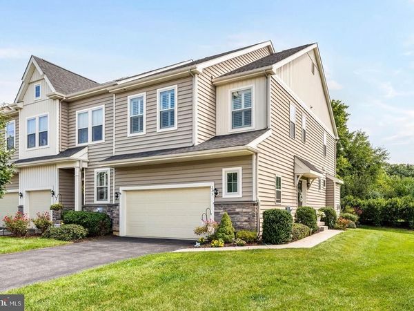 225 KESTREL COURT, KENNETT SQUARE, PA 19348