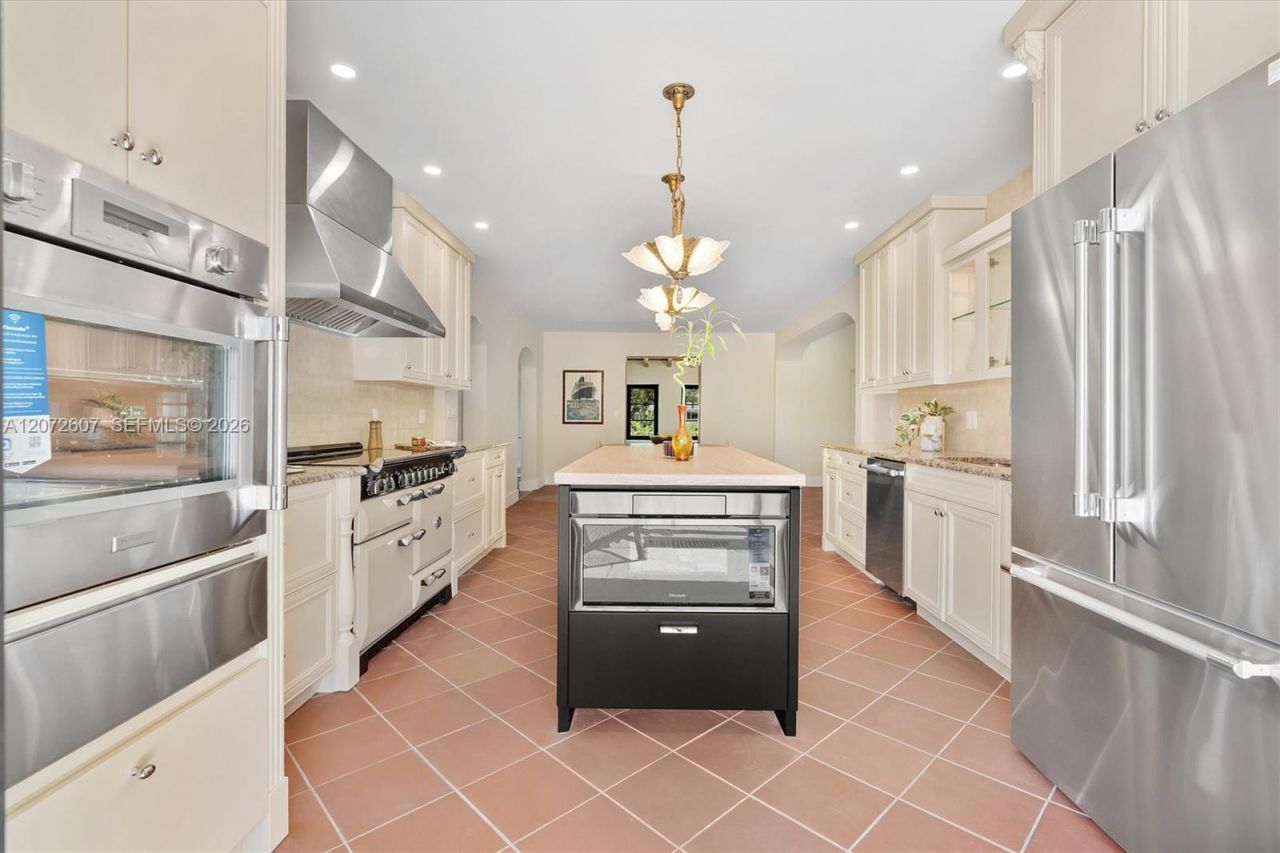 622 NE 98th St, Miami Shores, FL 33138 Photo