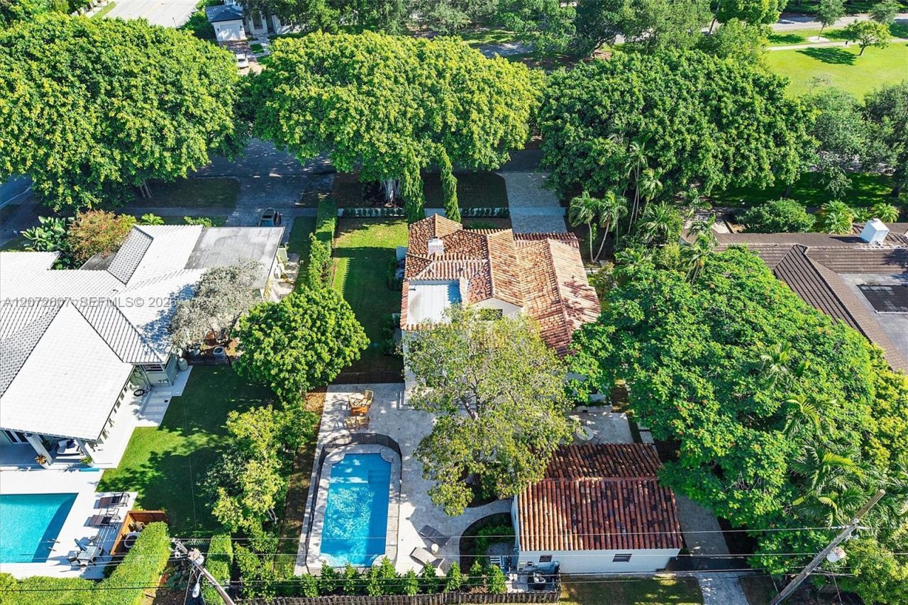 622 NE 98th St, Miami Shores, FL 33138 Photo