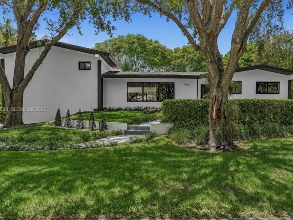 7920 SW 132nd St , Pinecrest, FL 33156