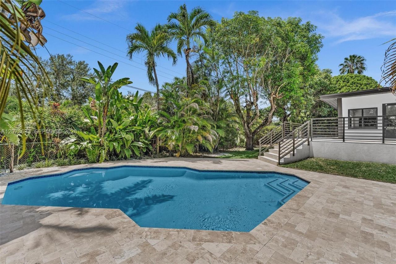 7920 SW 132nd St , Pinecrest, FL 33156 Photo
