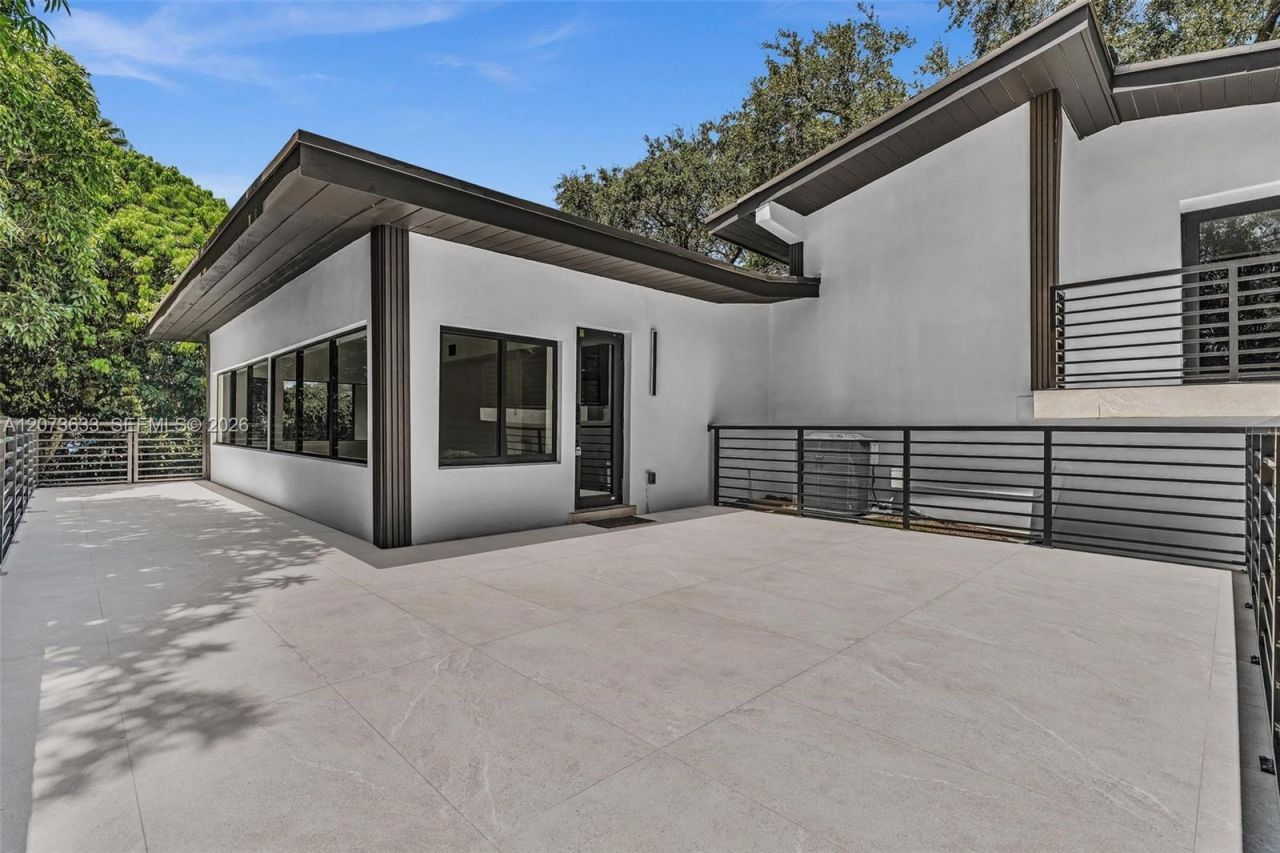 7920 SW 132nd St , Pinecrest, FL 33156 Photo