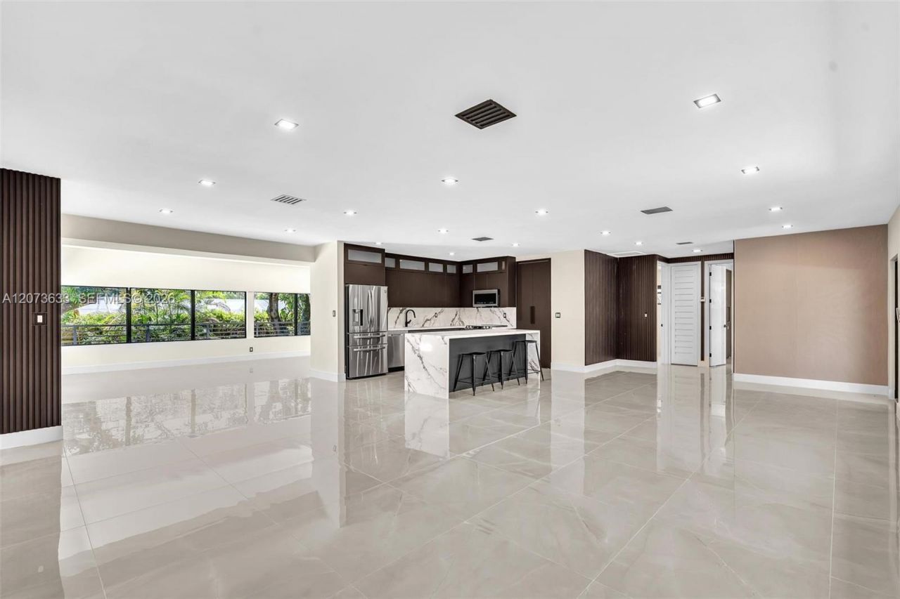 7920 SW 132nd St , Pinecrest, FL 33156 Photo