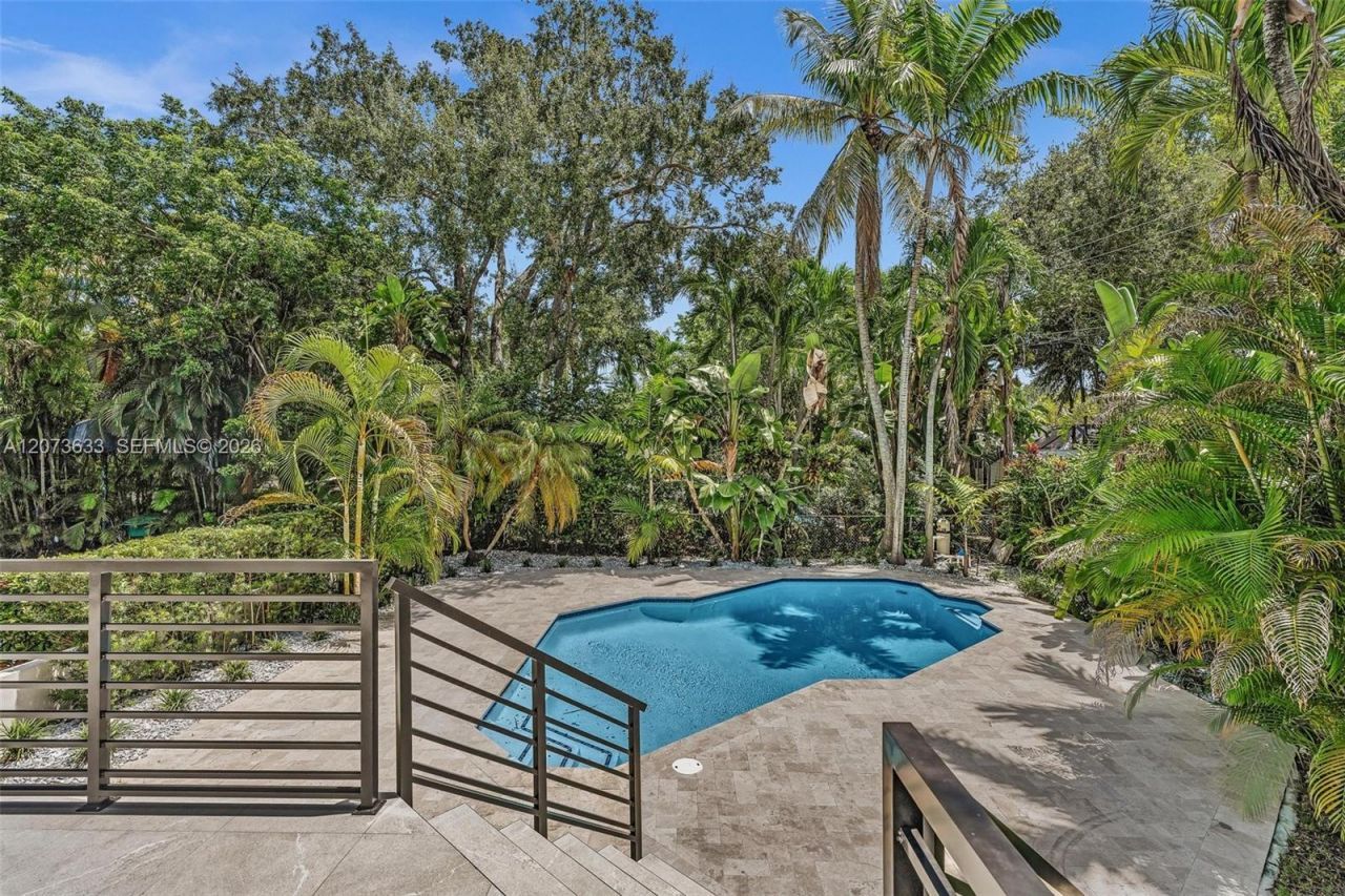 7920 SW 132nd St , Pinecrest, FL 33156 Photo