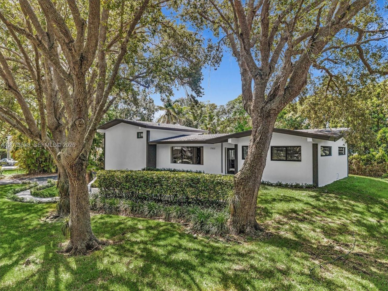 7920 SW 132nd St , Pinecrest, FL 33156 Photo