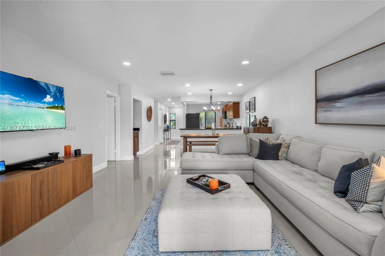 7956 Eastlake Dr , Unit F, Boca Raton, FL 33433 Photo