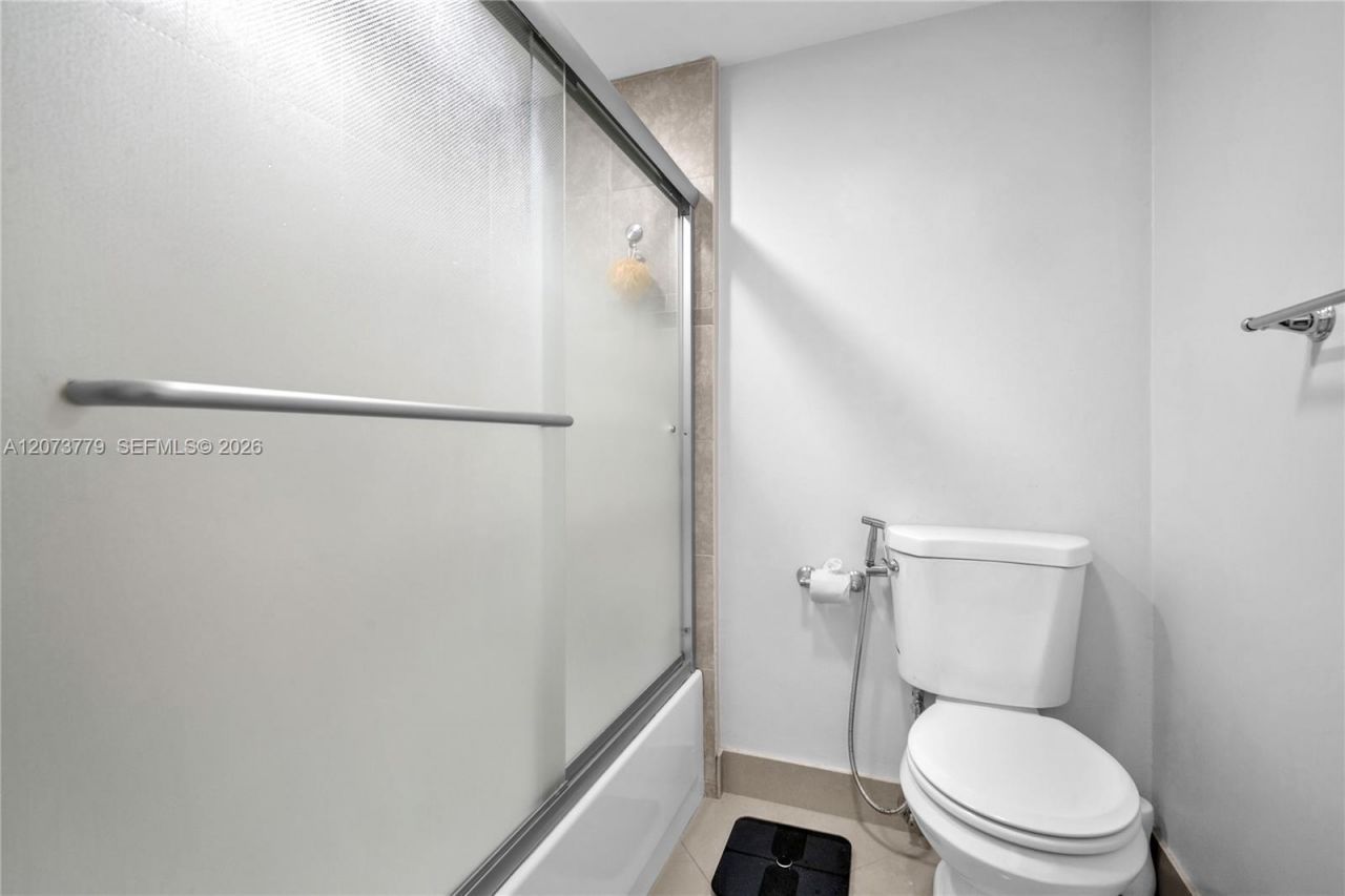 7956 Eastlake Dr , Unit F, Boca Raton, FL 33433 Photo