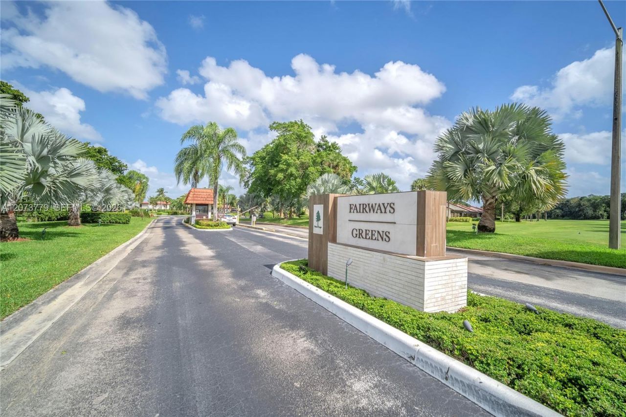 7956 Eastlake Dr , Unit F, Boca Raton, FL 33433 Photo