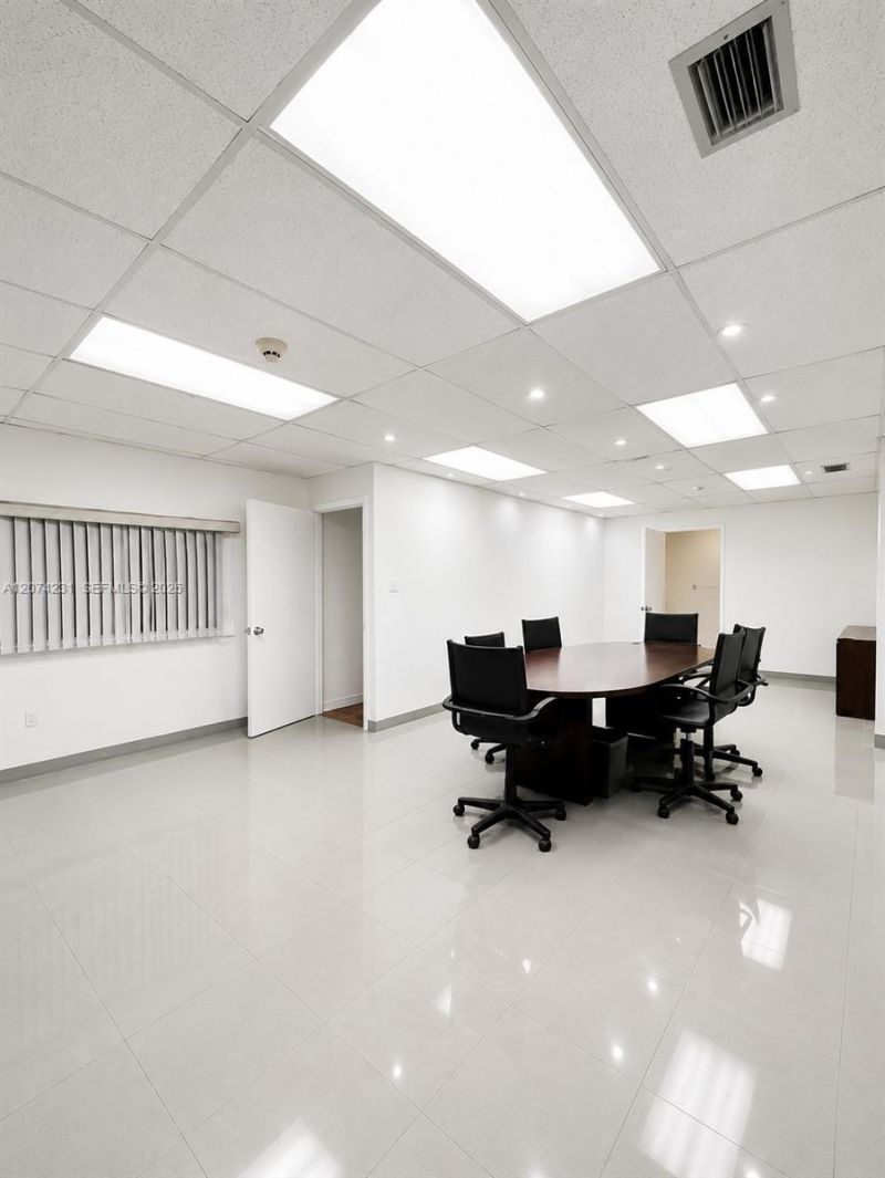 3100 Milam Dairy Rd , Unit 112, Miami, FL 33122 Photo