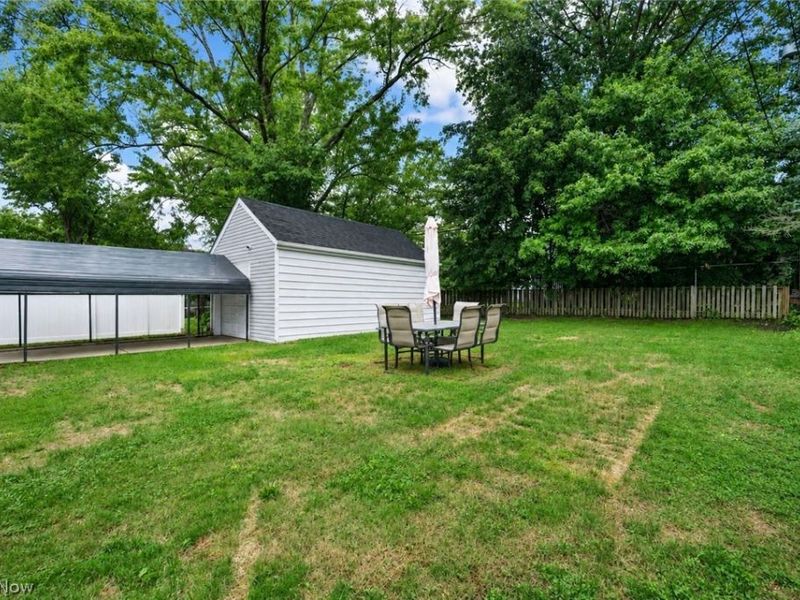 1369 Cranover Road, Lyndhurst, OH 44124 Photo 36