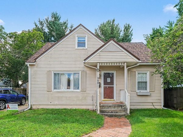 900 SW 40th Street SW, Wyoming, MI 49509