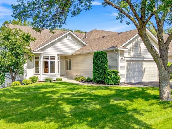 2774 Boulder Drive, Burnsville, MN 55337