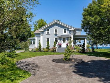 4299 Lake Road, Williamson, NY 14589