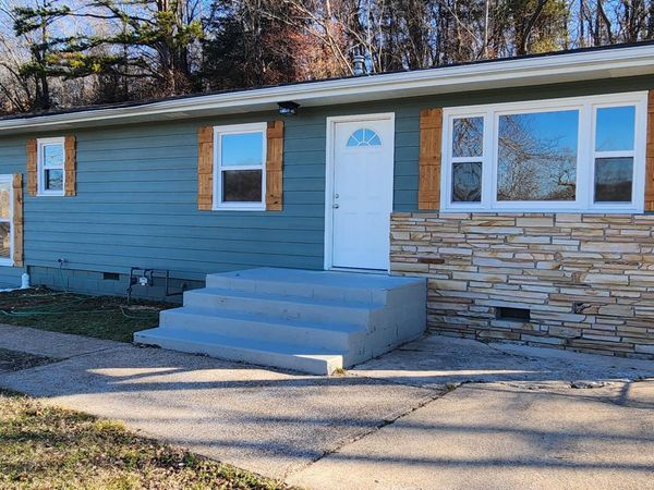 704 N 71 Business Highway , Anderson, MO 64831