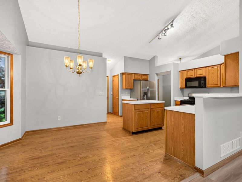 699 Scioto Meadows Boulevard, Grove City, OH 43123 Photo 30