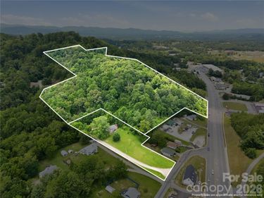374 Old County Home Road , Asheville, NC 28806