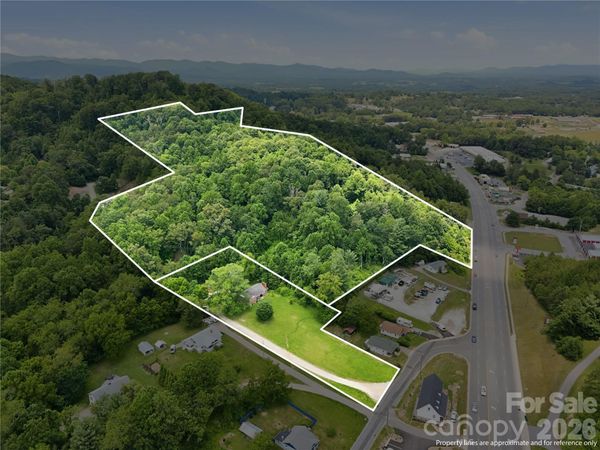 374 Old County Home Road , Asheville, NC 28806