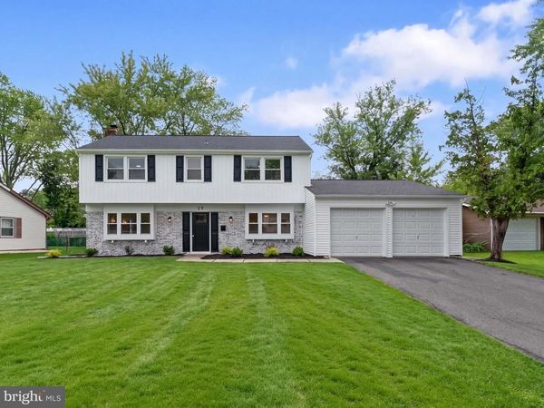 25 EAGEN LANE, WILLINGBORO, NJ 08046