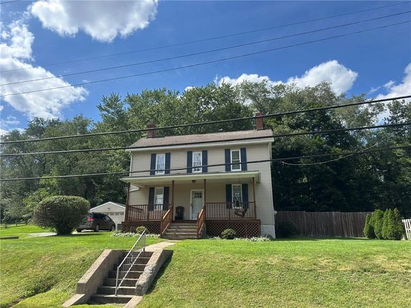 853 Walnut Hill Rd, Uniontown, PA 15401