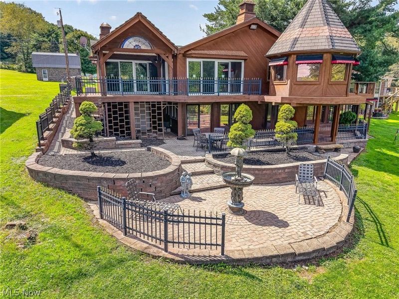 1436 Magnolia Road SW, Dellroy, OH 44620 Photo 1