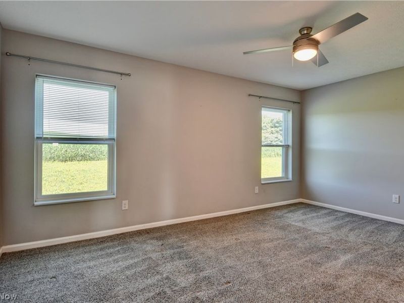 586 Keim Drive NW, Strasburg, OH 44680 Photo 12