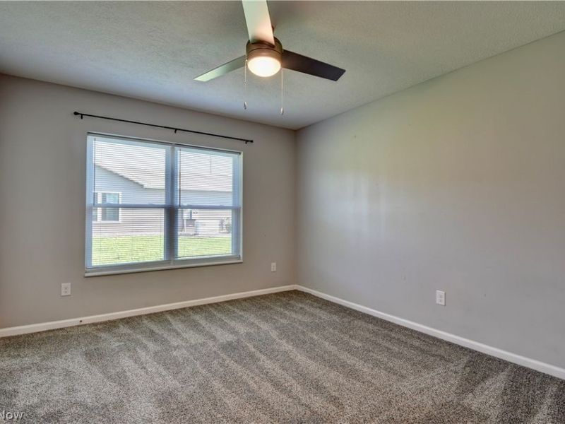 586 Keim Drive NW, Strasburg, OH 44680 Photo 15